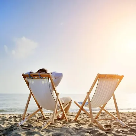 Oliwood Beach Олива